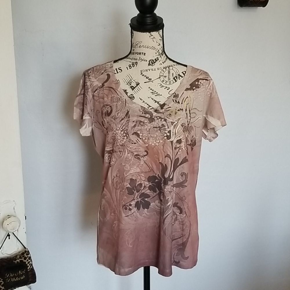 Floral t-shirt size M